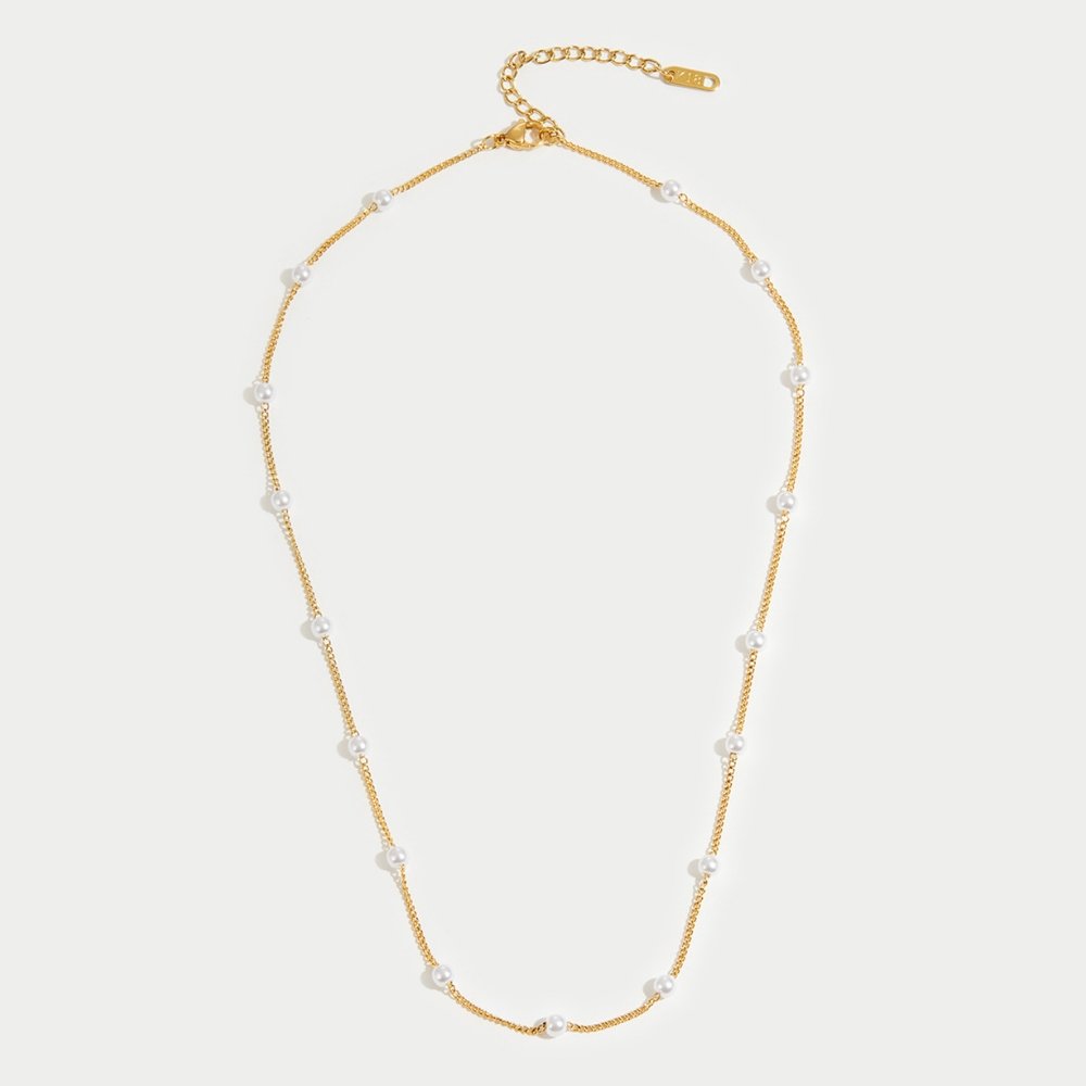 Queen Gold Pearl Necklace